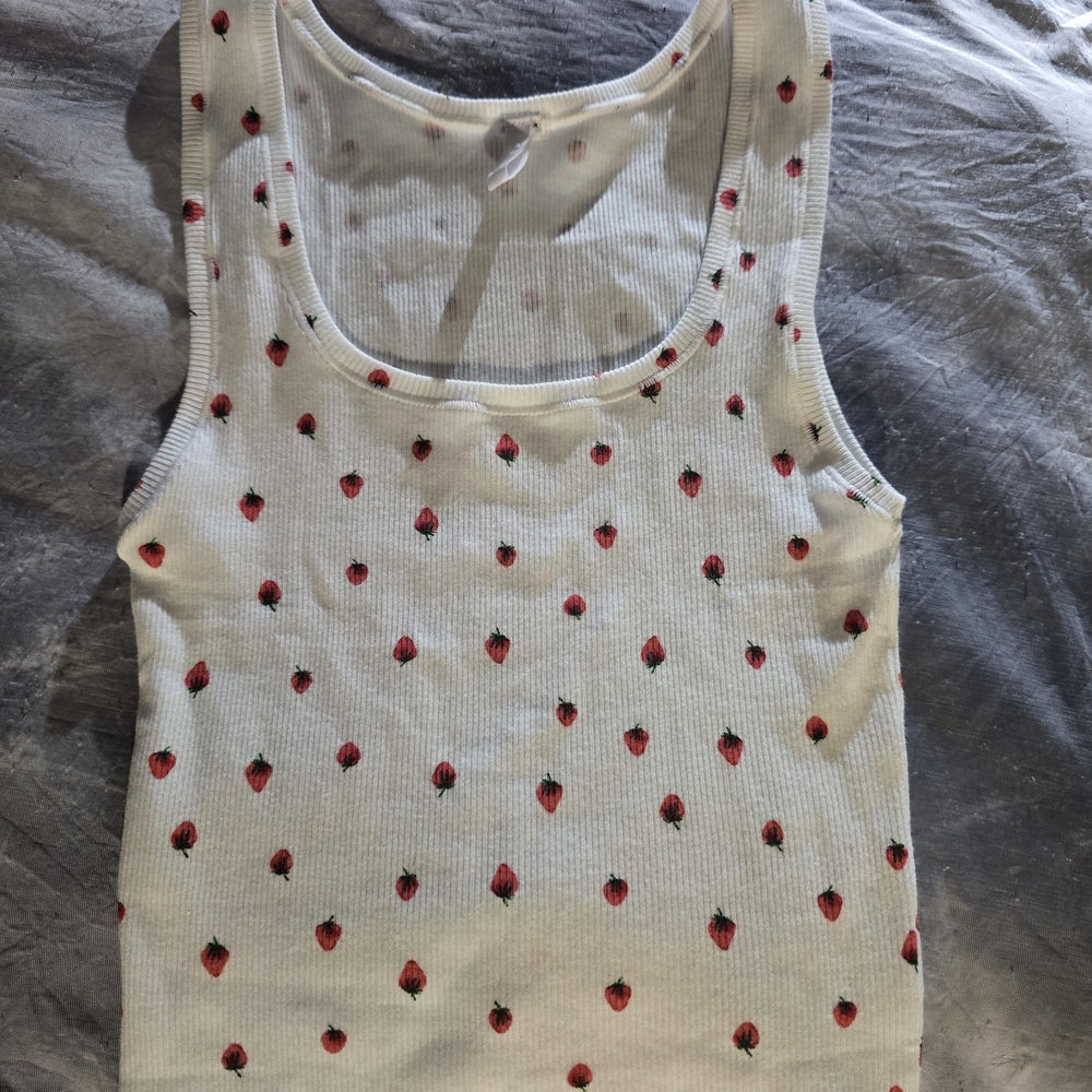 SKIMS Cream and Red Fitted Crop Tank Top